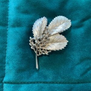 Vintage Crown Trifari Bud Brooch textured silver leaves with bud cluster